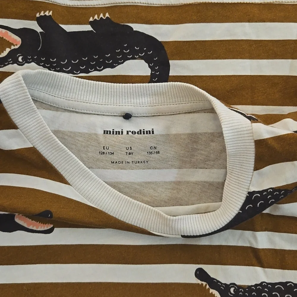 Mini Rodini Crocodile Tee Size 8-9 EUC Unisex - Picture 3 of 3